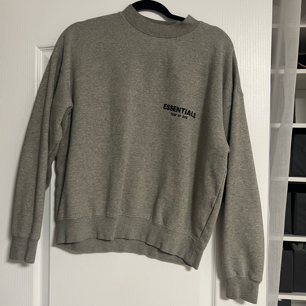 Essentials grey crweneck